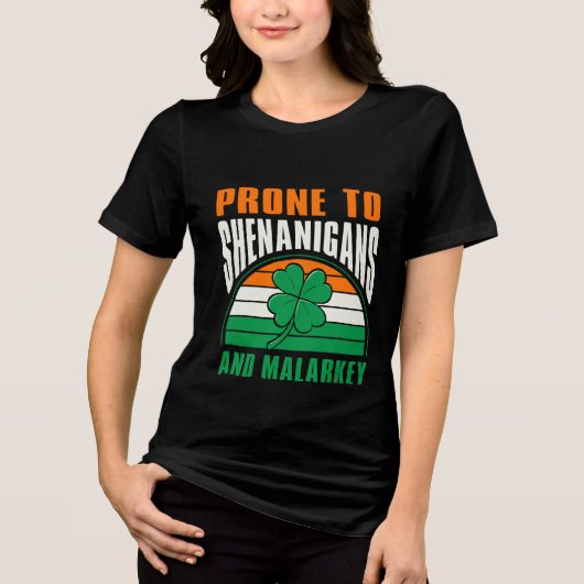T-shirt En Tri-matière Shenanigans And Malarkey Funny St Patrick's Day (Recto)