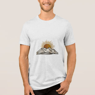 T-shirt En Tri-matière Une chaîne de montagnes avec un soleil levant