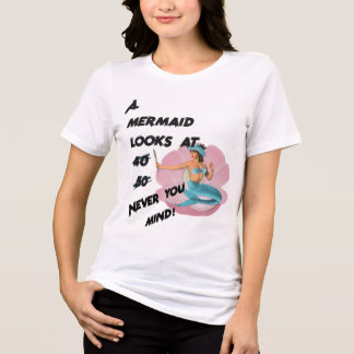 T-shirt En Tri-matière Une sirène regarde 60 ans