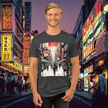 T-shirt En Tri-matière Vibes Cyberpunk urbaines - Art de rue japonais<br><div class="desc">Entrez dans l'avenir de la mode avec notre T-Shirt japonais Street Cyberpunk. Cette chemise tricolore offre un confort inégalé tandis que son design audacieux et haute résolution capte l'énergie urbaine des rues de Tokyo. Faites une déclaration et démarrez avec des aquarelles uniques et futuristes qui express votre individualité.</div>