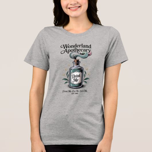T-shirt En Tri-matière Whimsical Wonderland Apothecary Logo Bookish (Recto)