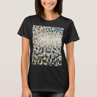 T-shirt en verre brisé tiré à la main