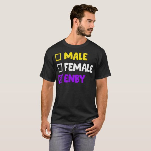 T-shirt Enby drôle non binaire transgenre LGBTQ (Devant entier)