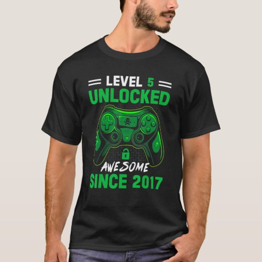 T-shirt Enfant de 5 ans Niveau 5 Déverrouillé Awesome 2017 (Devant)