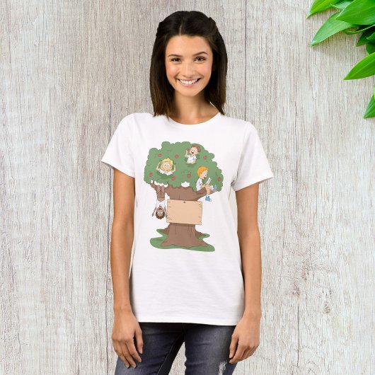 T-shirt Enfants amusants jouant dans l'arbre Apple
