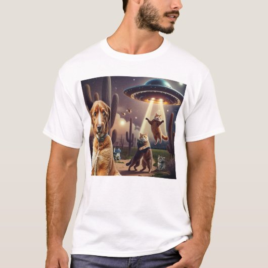 T-shirt Enlèvement d'ovnis de chat avec un chien inquiet d (Devant)