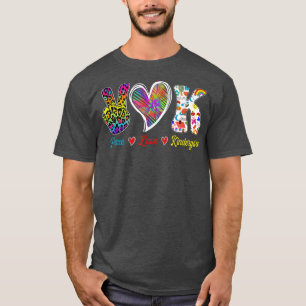T-shirt Enseignant de l'année Peace Love Kindergarten Team