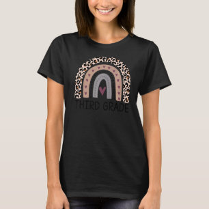 T-shirt Enseignant de troisième année Leopard arc-en-ciel