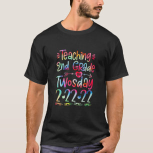 T-shirt Enseignement 2E Année Le Jour 2-22-22 Le 22 Févrie