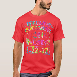 T-shirt Enseignement Kinder Le Jour 22222 Février 22E Crav