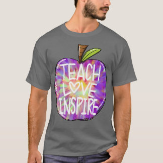 T-shirt enseigner l'amour inspiré teinture 1