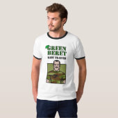 T-shirt Entraîneur de bébé de béret vert (Devant entier)