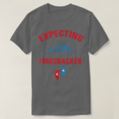 T-shirt Epecting a Little Firecracker 4th of July Maman Pr (Design devant)