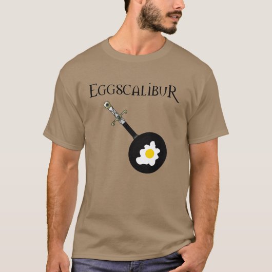 T-shirt Épée de poêle d'Eggscalibur avec la chemise (Devant)