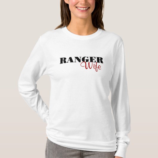 T-shirt Épouse de garde forestière (cursive) (Devant)