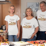 T-shirt Équipage de Thanksgiving | Réunion en famille mign<br><div class="desc">Customisez ces mignons t-shirts d'automne avec votre nom de famille pour une réunion de famille ou un dîner qui réunissent ce Thanksgiving. Idéal pour les photos de famille, les fêtes de réunion, les voyages sur route et plus encore. Cette collection est parfaite pour les événements et la décoration de Thanksgiving...</div>