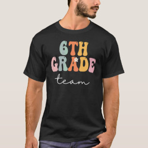 T-shirt Équipe de 6e année Rétro Groovy Femmes Heureux Pre