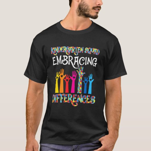 T-shirt Équipe de maternelle adoptant les différences Auti (Devant)