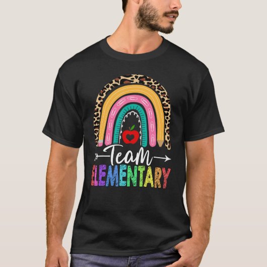 T-shirt Équipe enseignant élémentaire léopard arc-en-ciel (Devant)