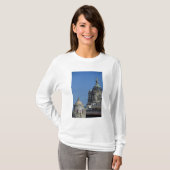 T-shirt Espagne, Catalogne, Barcelone. Toit de Barcelone 2 (Devant entier)