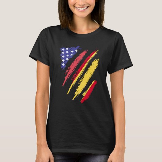 T-shirt Espagnol-Américain Patriot Cultivé Coeur Drapeaux (Devant)