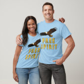 T-shirt Esprit Libre Avec Un Aigle À Tête Blanche Volant (Unisexe)