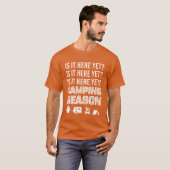 T-shirt Est-ce déjà la saison de camping ? Question drôle (Devant entier)
