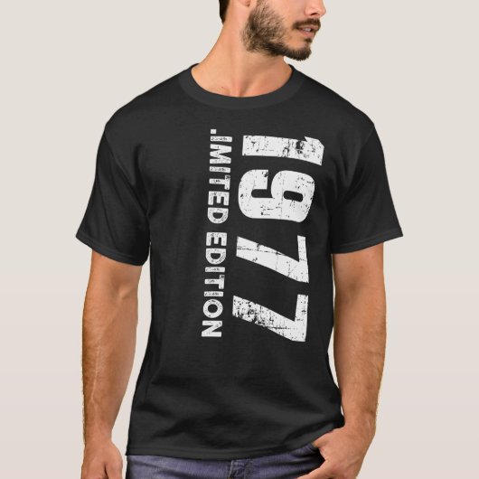 T-shirt et 1977 (Devant)