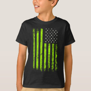T-shirt Étoiles et bandes vertes. Drapeau américain Usa ve