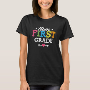T-shirt Étudiant De Première Année De L'Équipe Retourner À
