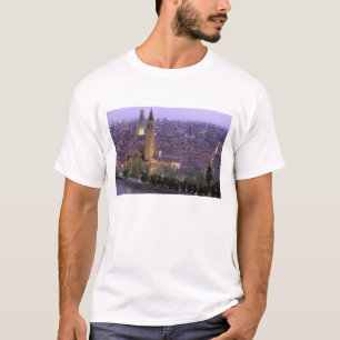 T-shirt Europe, Italie, Vénétie, Vérone. Vue de Castel