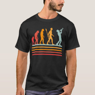 T-shirt Évolution humaine jouant de la trompette
