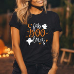 T-shirt fab Boo lous Funny Ghost Womens Halloween<br><div class="desc">Son t-shirt d'Halloween féminin moderne est parfait pour la fille sorcière de votre vie. La chemise présente un graphique à main de sorcière. Le texte dit "fab Boo lous" dans une police élégante. Cette chemise est parfaite pour tous les événements d'Halloween, de l'astuce au costume. C'est aussi une excellente façon...</div>