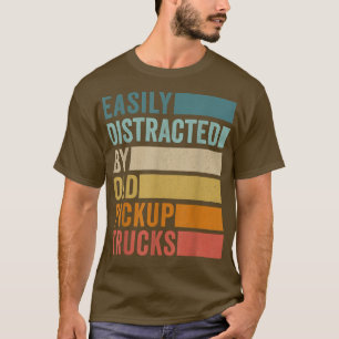 T-shirt Facilement Distrait Par De Vieux Camions De Ramass