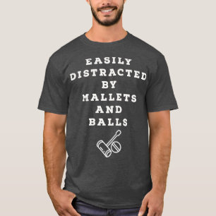 T-shirt Facilement distrait par des balles et des balles C