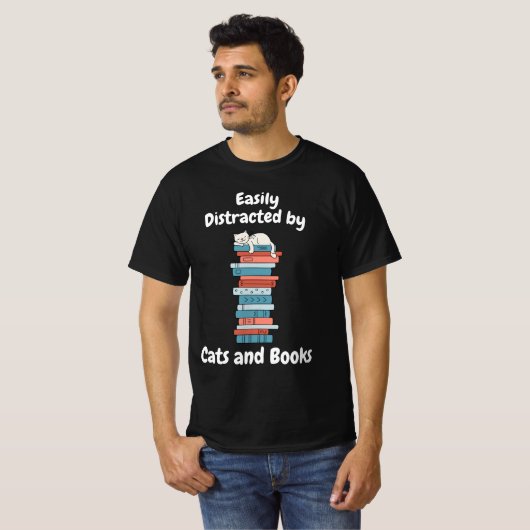 T-shirt Facilement distrait par les chats et les livres (Devant entier)