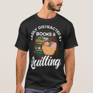 T-shirt Facilement Distrait Par Les Livres Et Le Patchwork