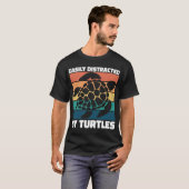 T-shirt Facilement Distrait Par Les Tortues Cool Animal Me (Devant entier)
