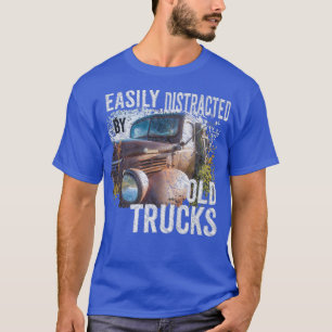 T-shirt Facilement Distrait Par Les Vieux Camions De Ramas