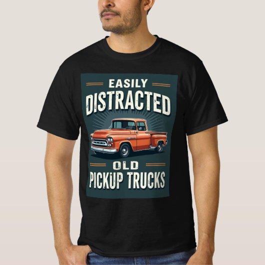 T-shirt Facilement distrait par les vieux camions de ramas (Devant)