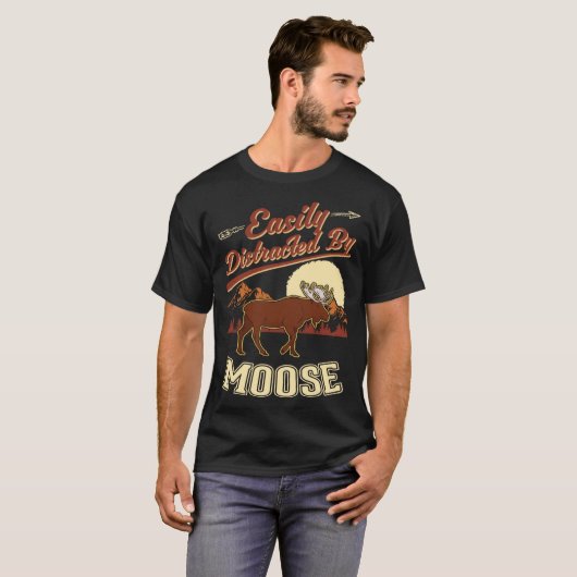 T-shirt Facilement distrait par Moose Scandinavia Moose An (Devant entier)