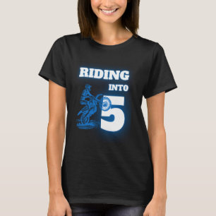 T-shirt Faire du vélo dans la 5ème fête d'anniversaire de