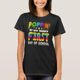 T-shirt Faisant mon chemin à travers la première journée d