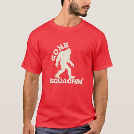 T-shirt Fantastique Chemise Bigfoot, Tige Gone Squatchin (Devant)