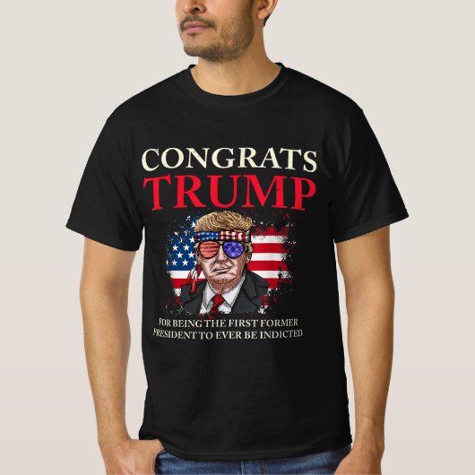 T-shirt Félicitations Trump Accusé de Trump (Devant)