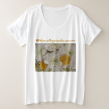T-shirt féminin avec hashtag en fleurs