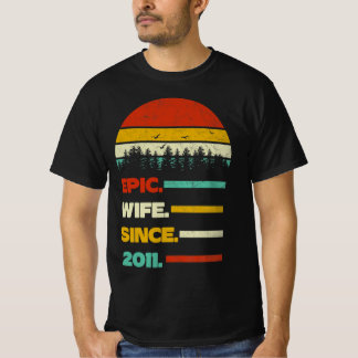 T-shirt Femme épopée depuis 2011. Anniversaire mariage