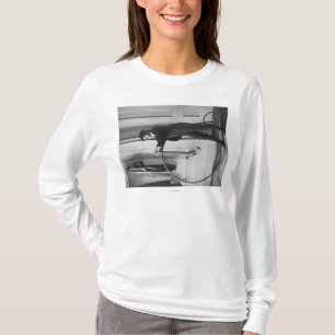 T-shirt Femme habillée comme homme avec la photographie d