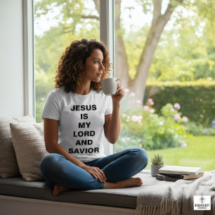 T-shirt femme "Jésus est mon Seigneur et sauveur"