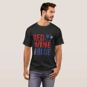 T-shirt Femme Wine Rouge et Chemise Bleue Funny pour 4t (Devant entier)